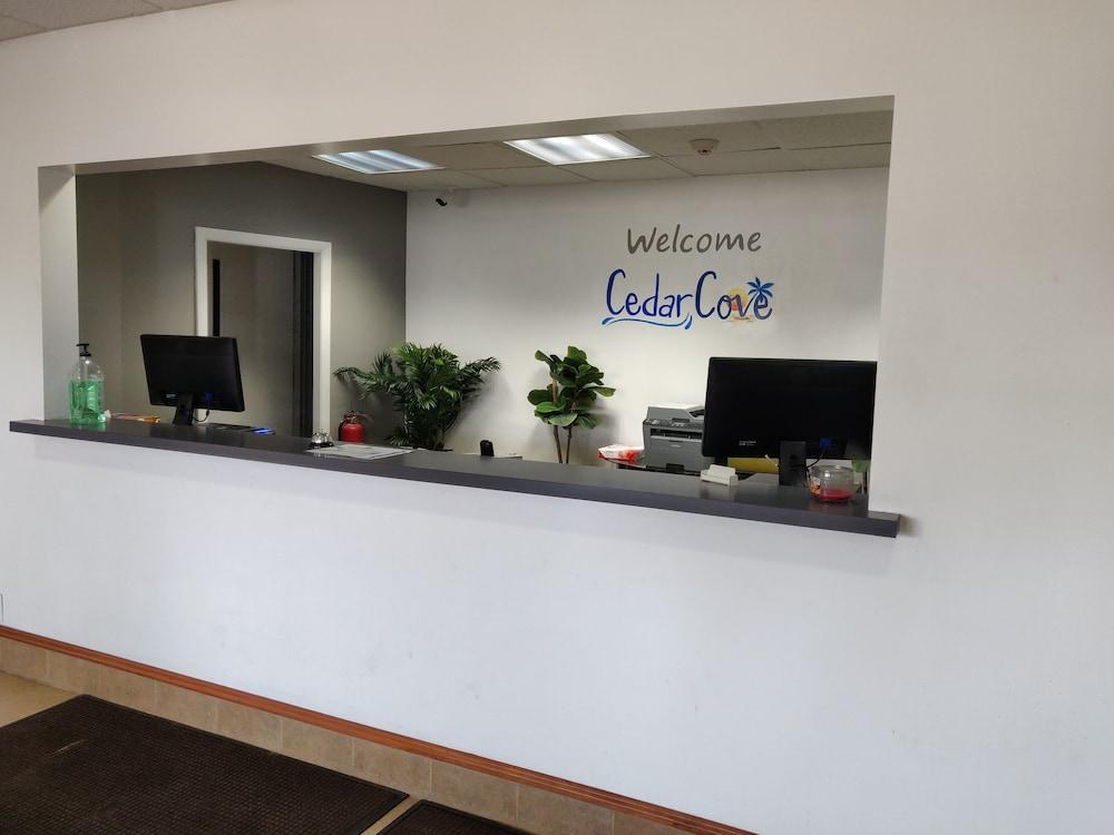 Cedar Cove Hotel Sandusky Exterior photo